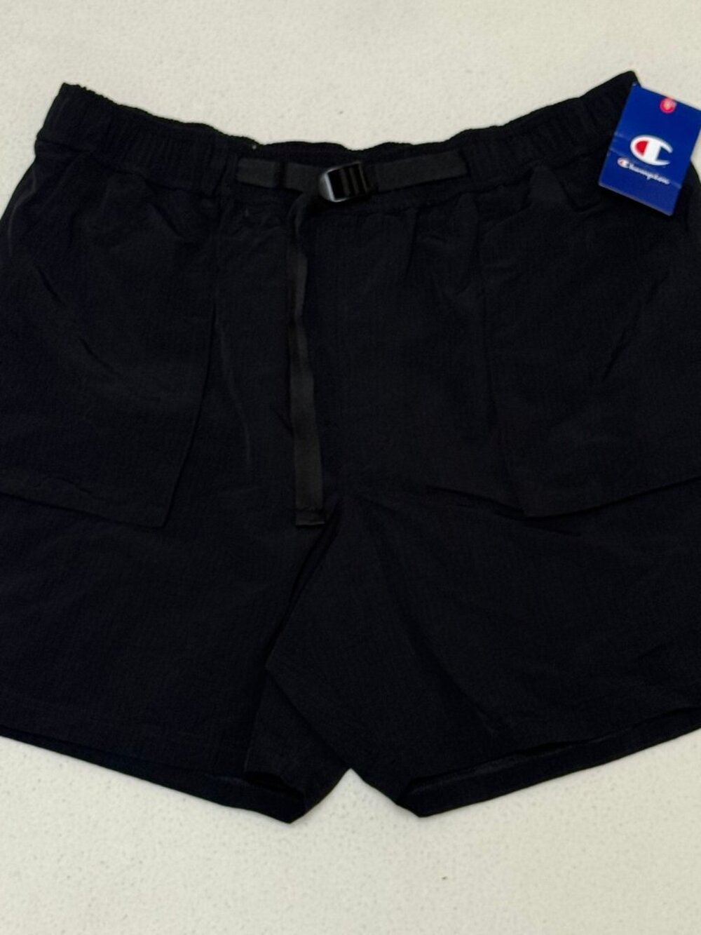 NWT Champion 7 Inch Take A Hike Belted Men's Shorts - Black - XL